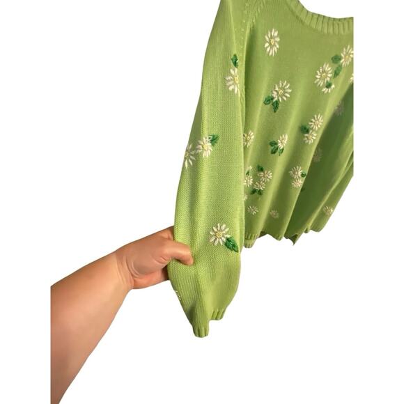 Quacker Factory Lime Green Crewneck Sweater With Daisies Oversized Large - Picture 6 of 15